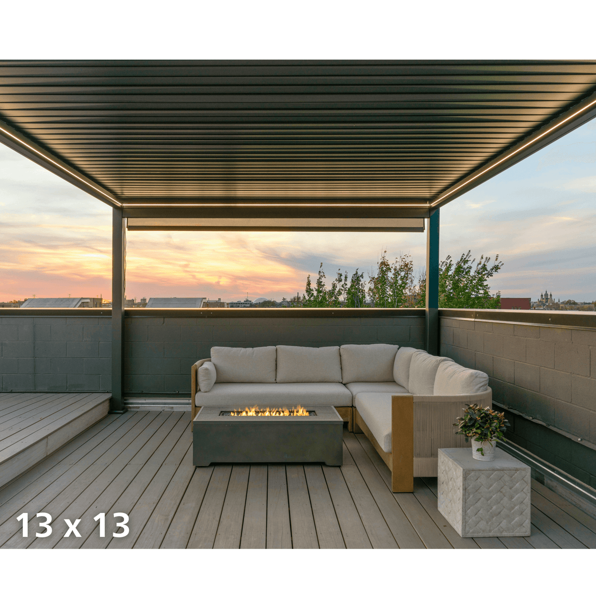 Villa Pergola - Motorized Louver w/ Edge Lighting