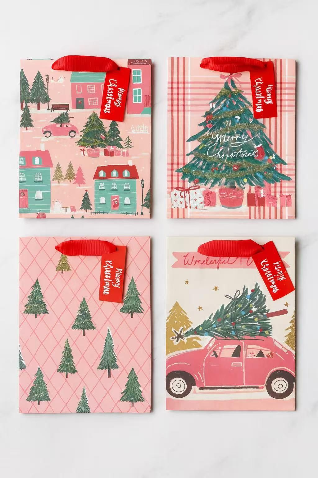 12x Christmas Gift Bags 18x23cm Assorted Designs Xmas Present Bags Gift Bag Set