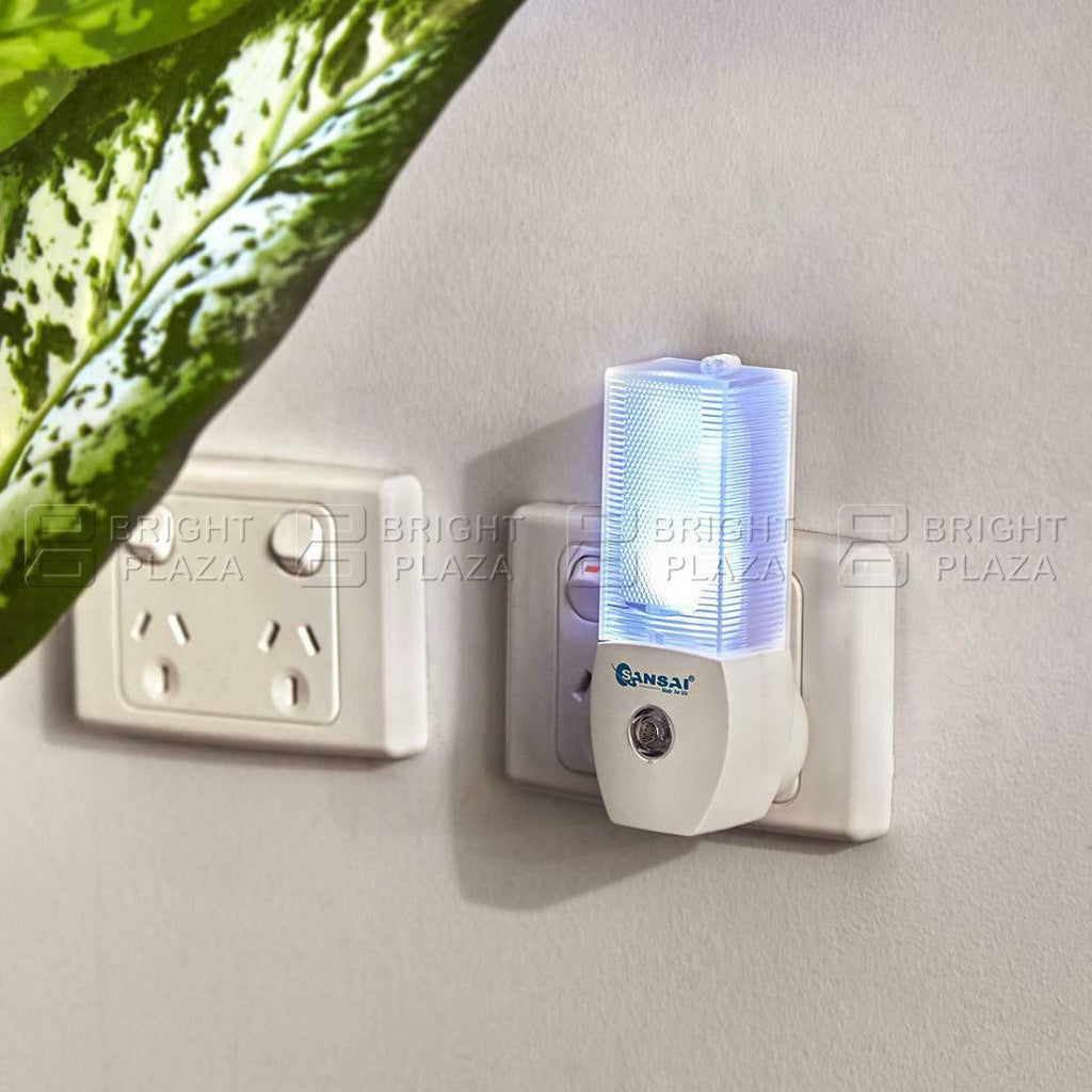 2pcs Automatic LED Night Light Lamp Sensor Activating Auto On/Off Hallway Bedroo