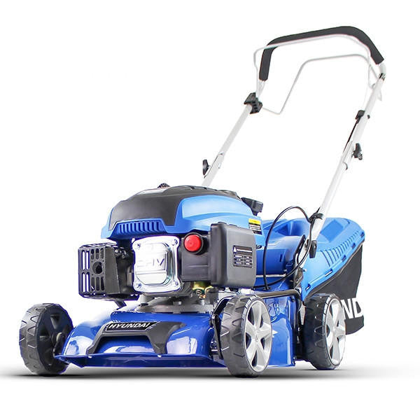 Hyundai 17" / 43cm 139cc Self-Propelled Petrol Lawnmower, 25-75mm Cuts, Rear Discharge | HYM430SP