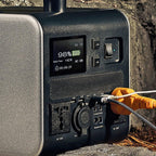 Hyundai HPS-600 Portable Power Station & Protective Carry/Shoulder Bag