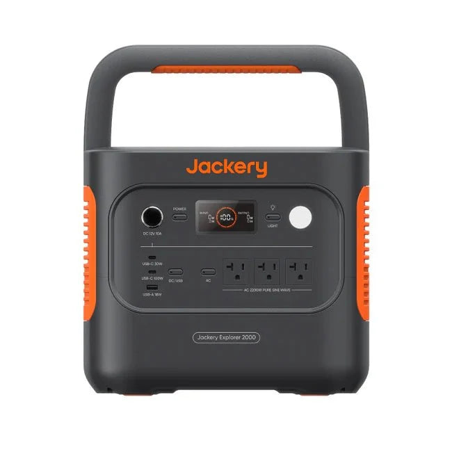2 x Jackery Solar Generator 2000 v2 + 2 x SolarSaga 200W Portable Solar Panel