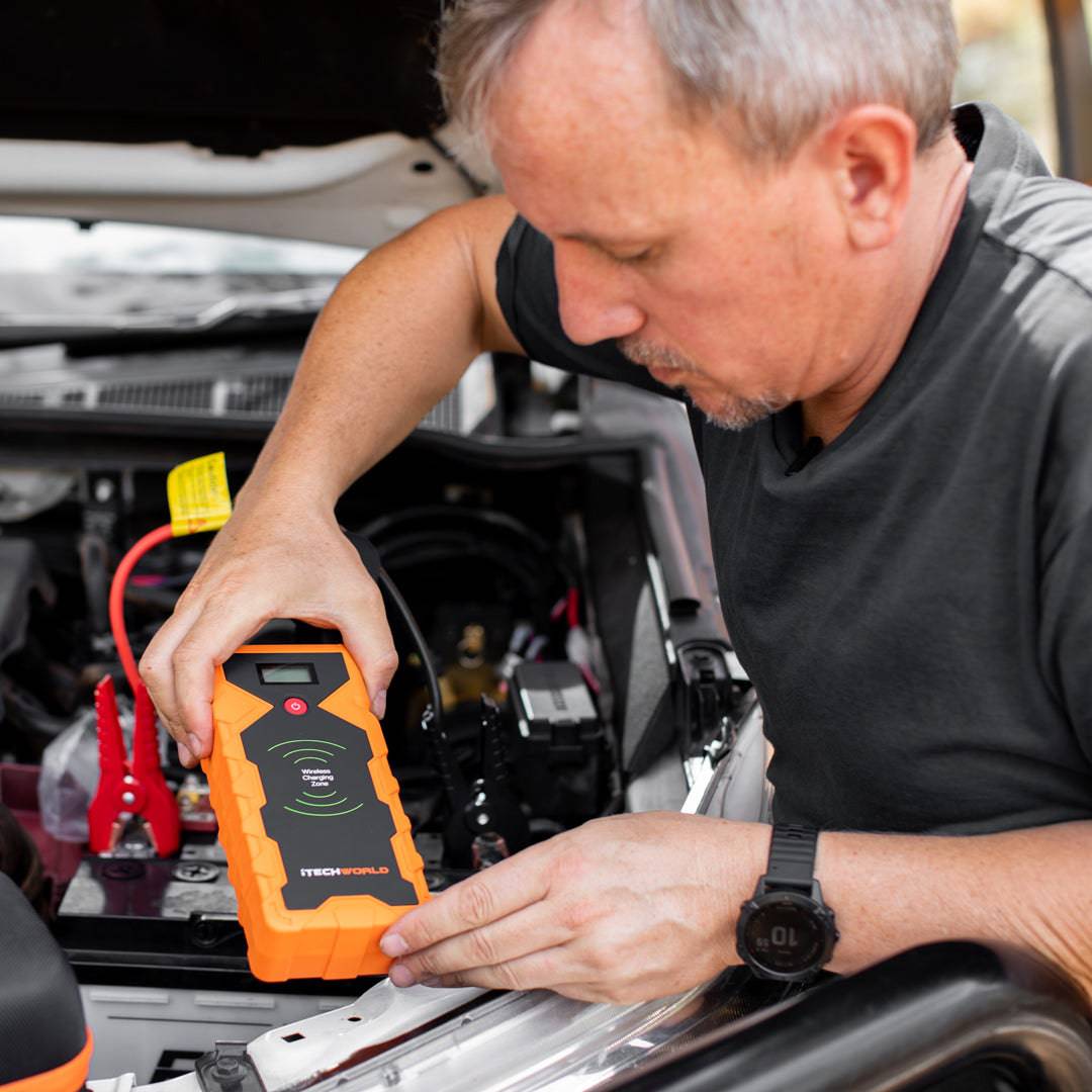 iTECH2000A | Lithium Jump Starter and Backup Power Bank | 2000A