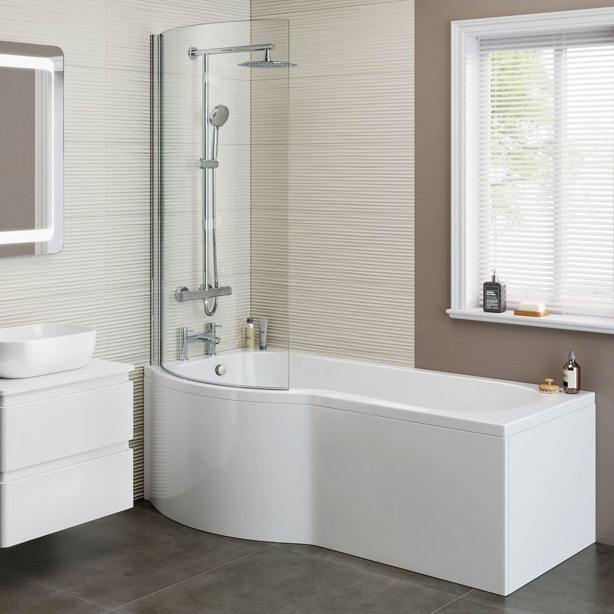 iBathUK Strux Left Hand P-Shaped Shower Bath with Glass Screen & Front Panel, Modern P Shaped Bath with Screen, 1700 x 850mm