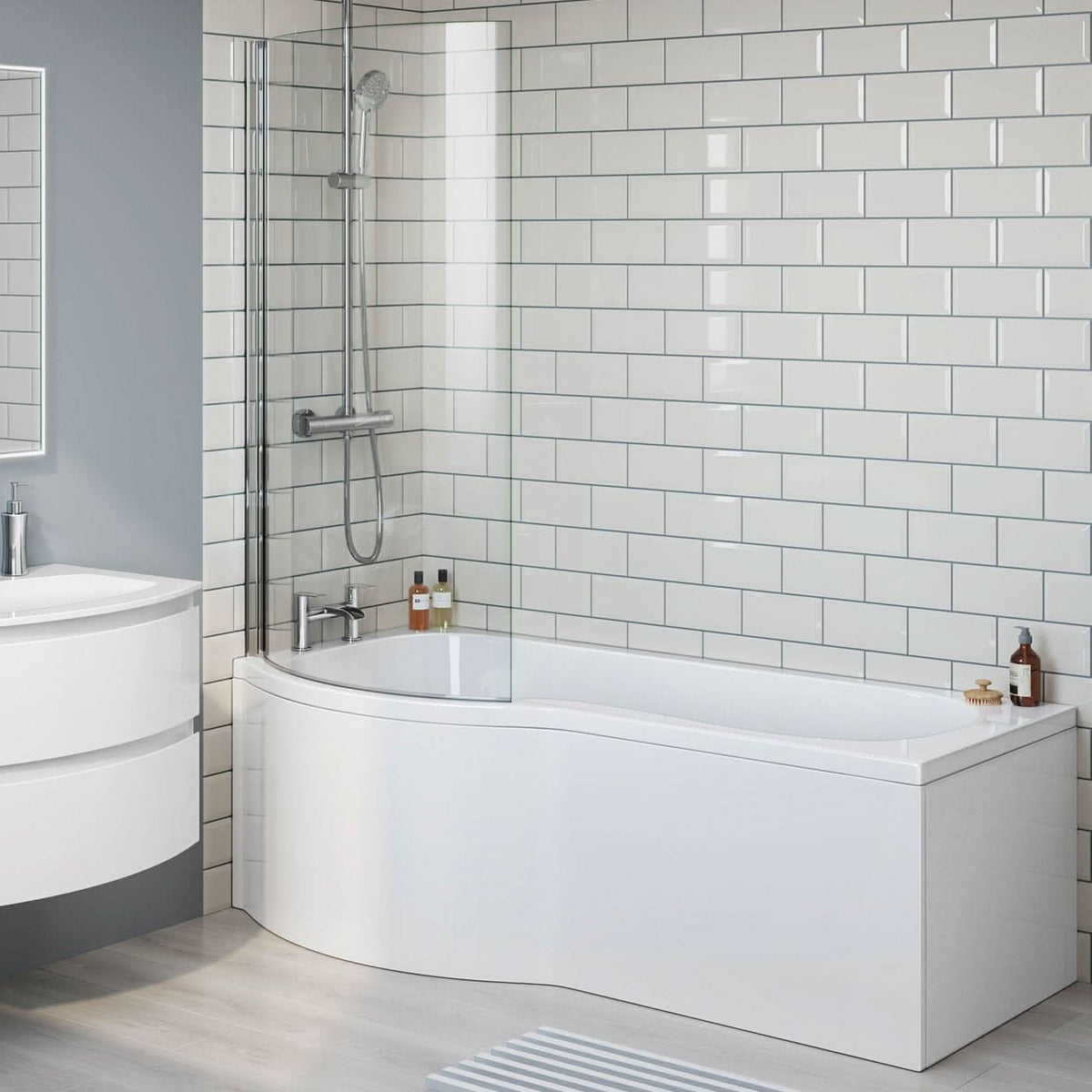 iBathUK Soffra Left Hand P-Shaped Shower Bath, Luxury Acrylic Bathtub with Glass Shower Screen & Matching Front Panel, P Shaped Bath with Screen, 1700mm
