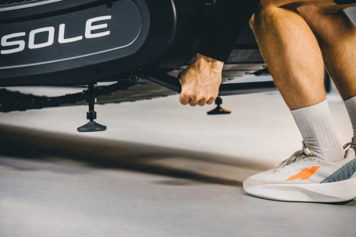 SOLE C80 Curved Manual Treadmill