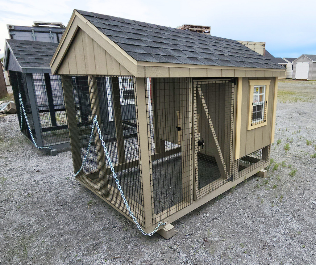 5' X 7' DURATEMP CHICKEN COOP - CLAY