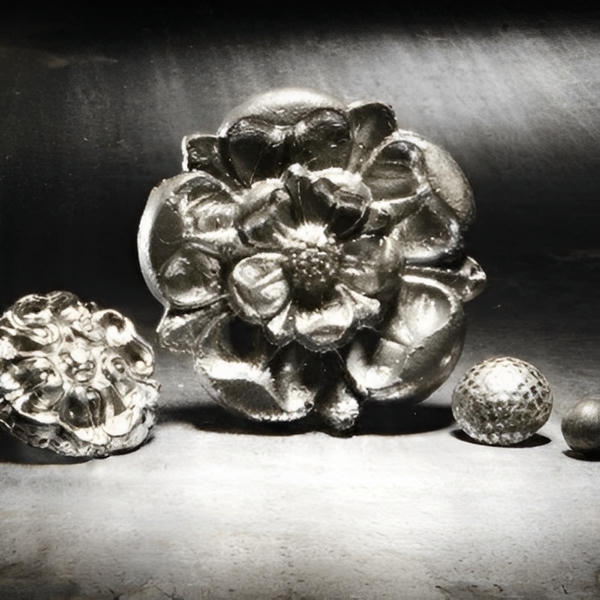 Lead Motif - Tudor Rose (57mm)