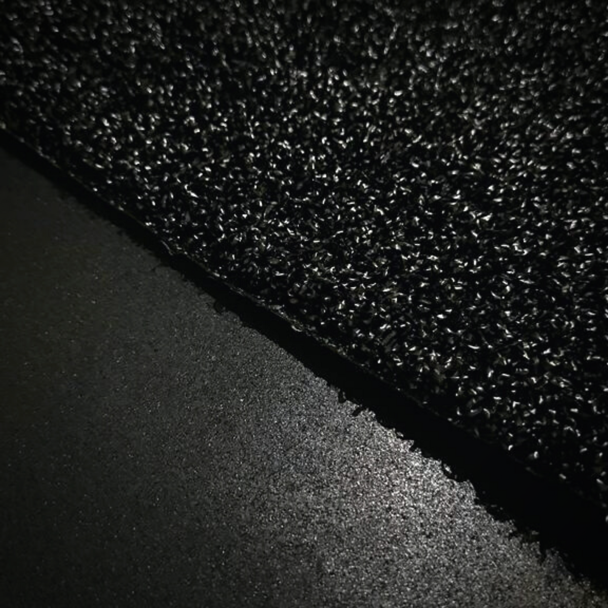 Muscle Motion Synthetic Black Astro Turf Track (2m Wide) (10m / 20m Long)