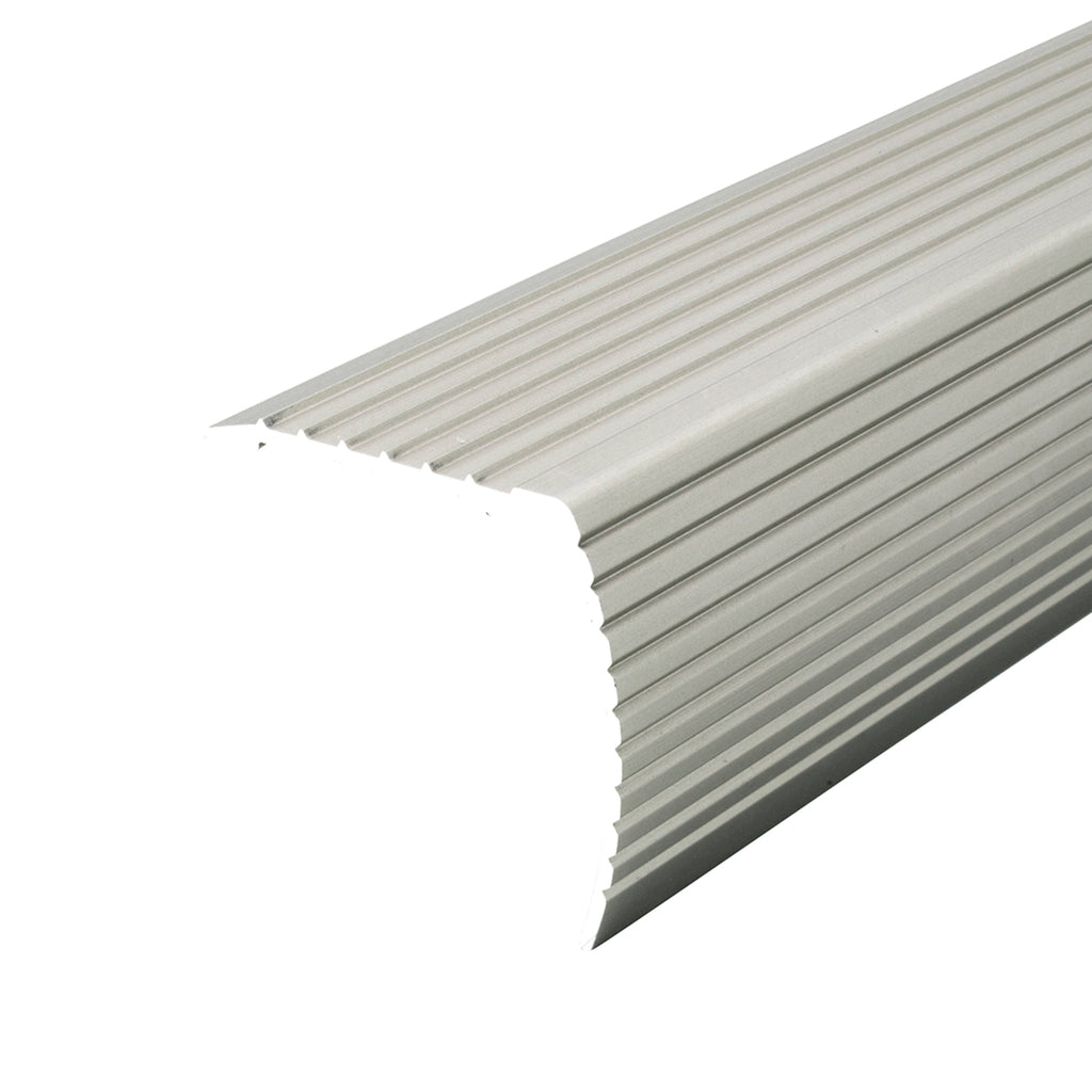 Aluminum CINCH® Fluted Stair Edging