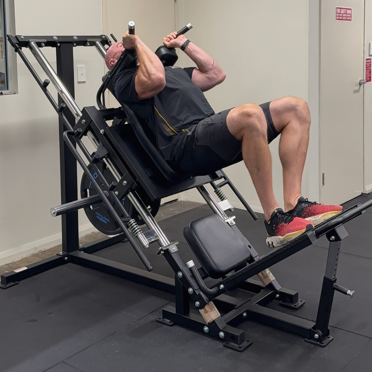 Muscle Motion LPHS1002 Leg Press & Hack Squat