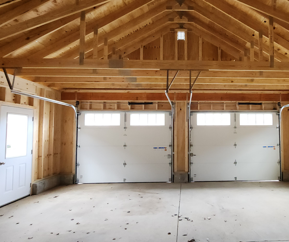 DISPLAY- 24' X 24' VINYL GARAGE - WHITE