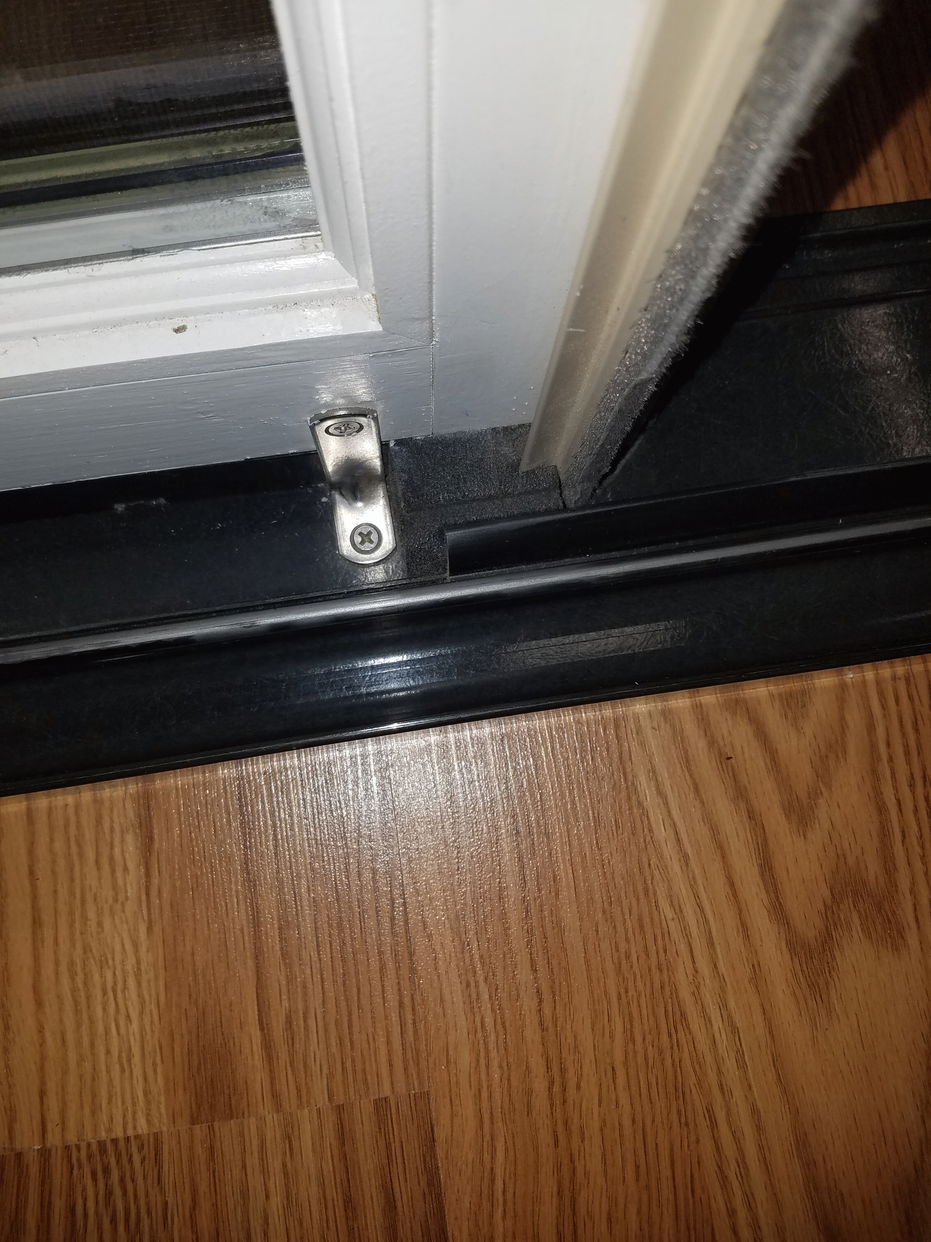 514 New Style - Dust Block - Fiberglass Sill Effective 2/19/96