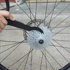 Bike Chain Cleaning Tool and Brush, Chain Scrubber Cleaner Kit for Bicycle