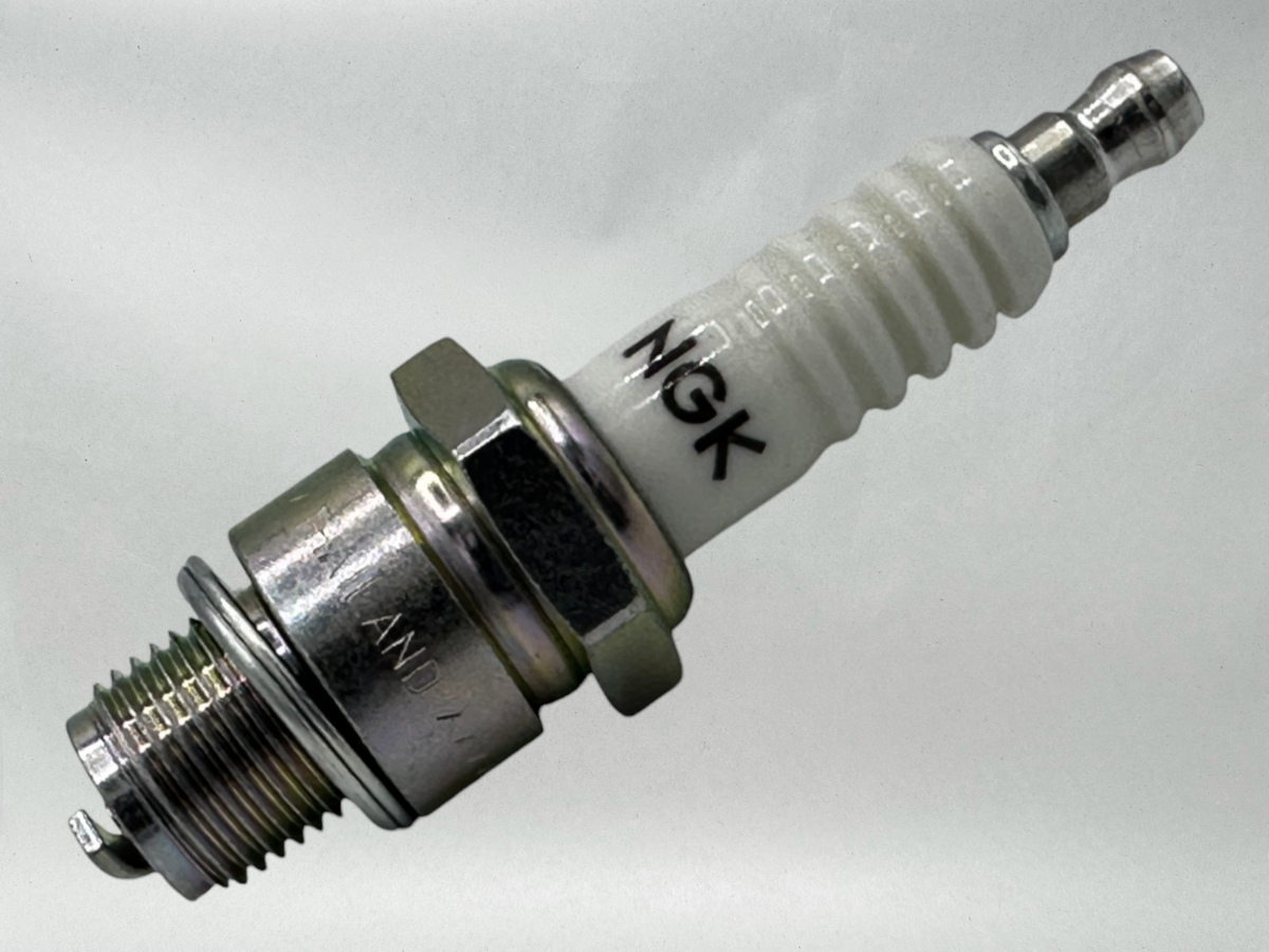 NGK Genuine OEM Authentic NGK Spark Plugs 4 Pack B8HS-10-4PACK 4