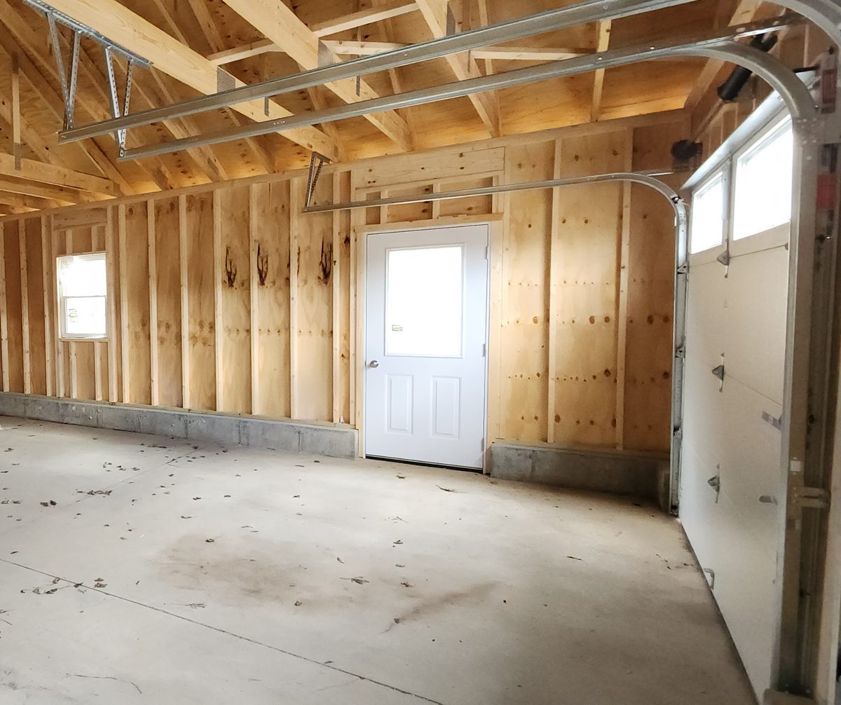DISPLAY- 24' X 24' VINYL GARAGE - WHITE