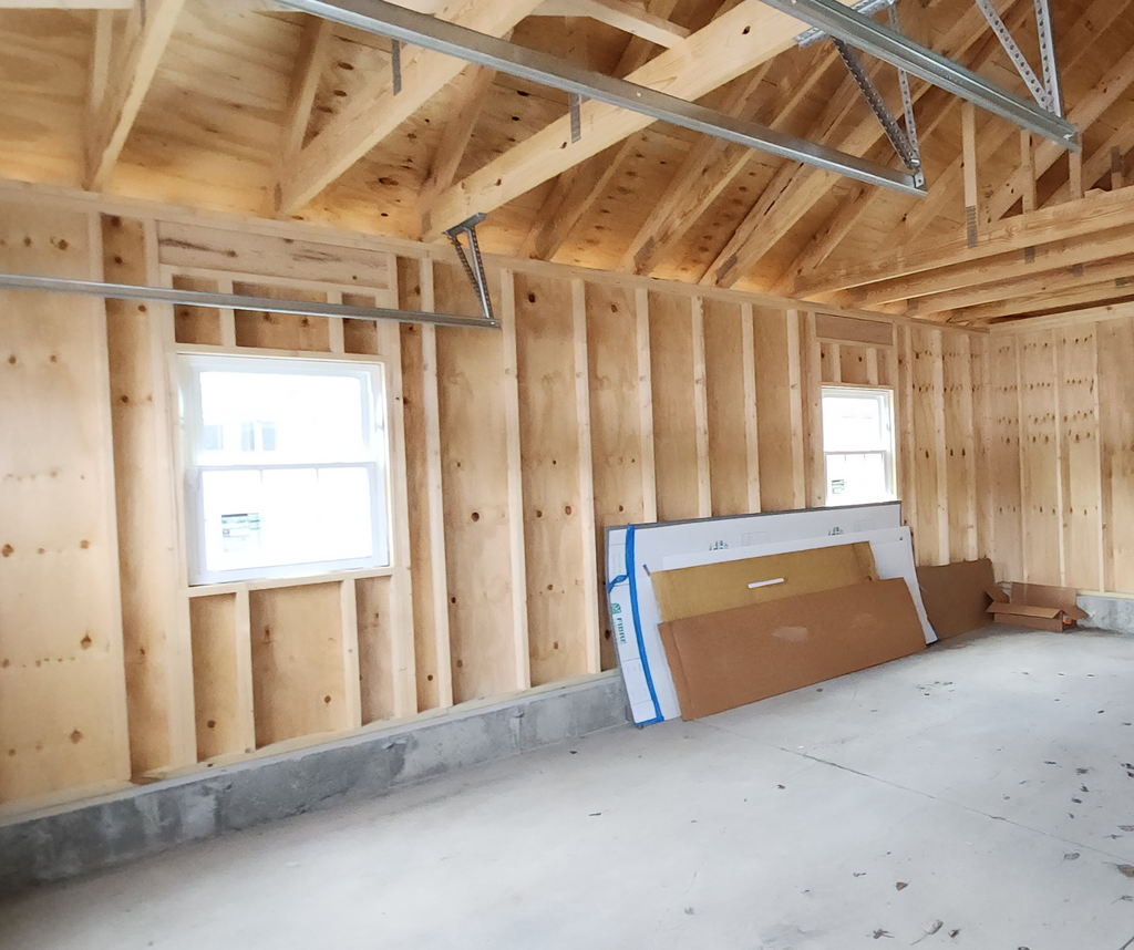 DISPLAY- 24' X 24' VINYL GARAGE - WHITE