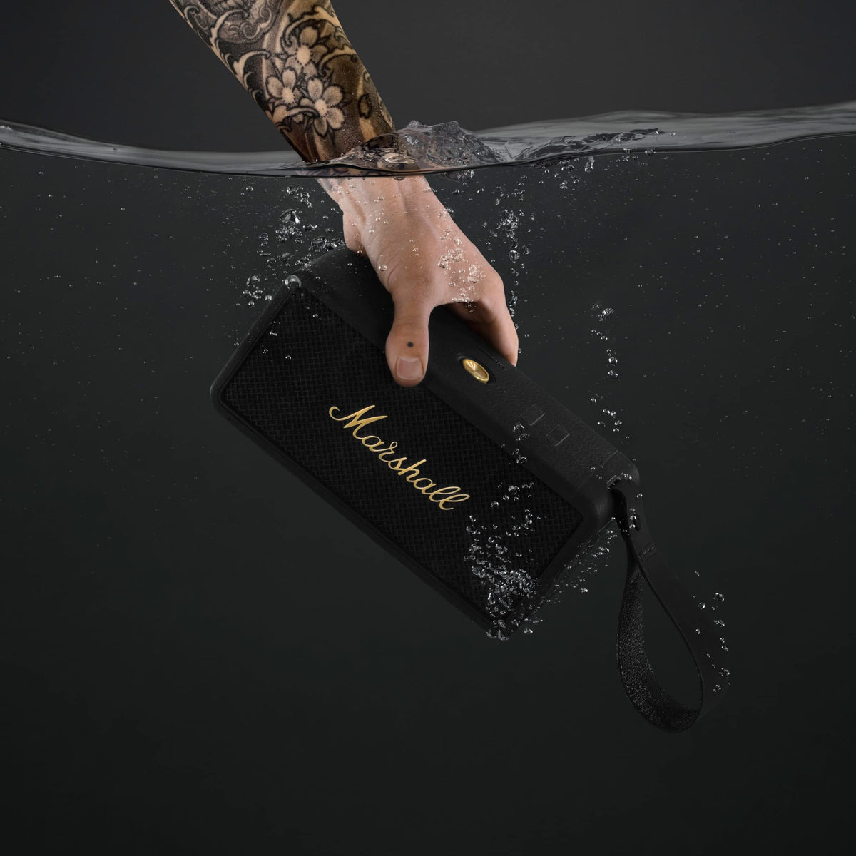 Marshall Middleton Portable Wireless Bluetooth Speaker - Black & Brass (1006034) – Certified Refurbished