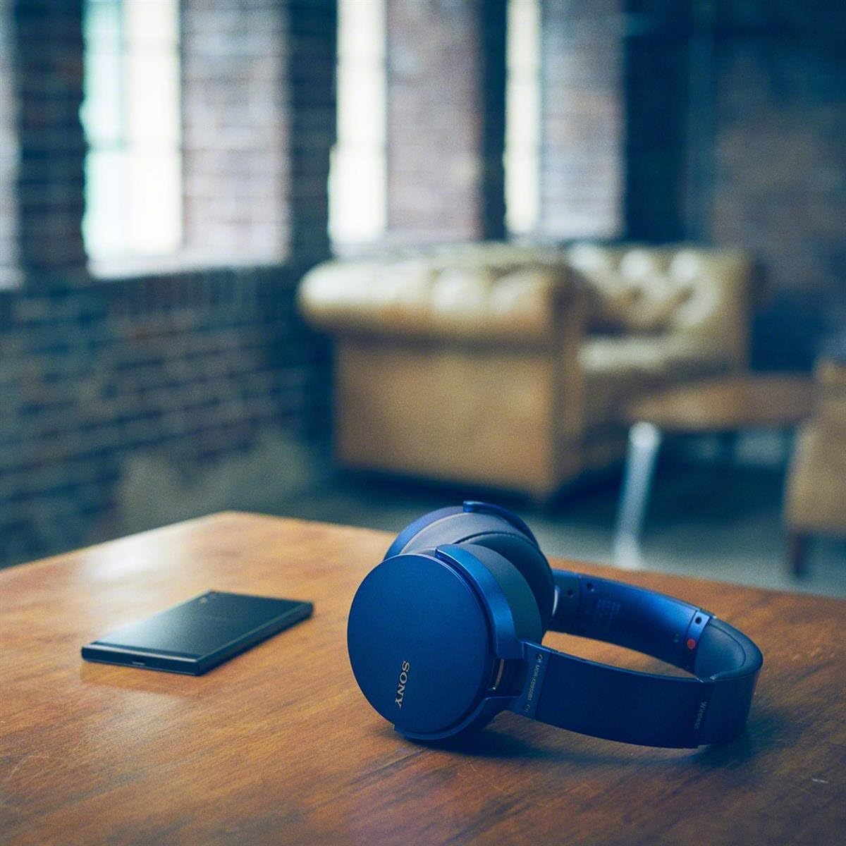Certified Refurbished - Sony MDRXB950BT/L Headphones, Blue