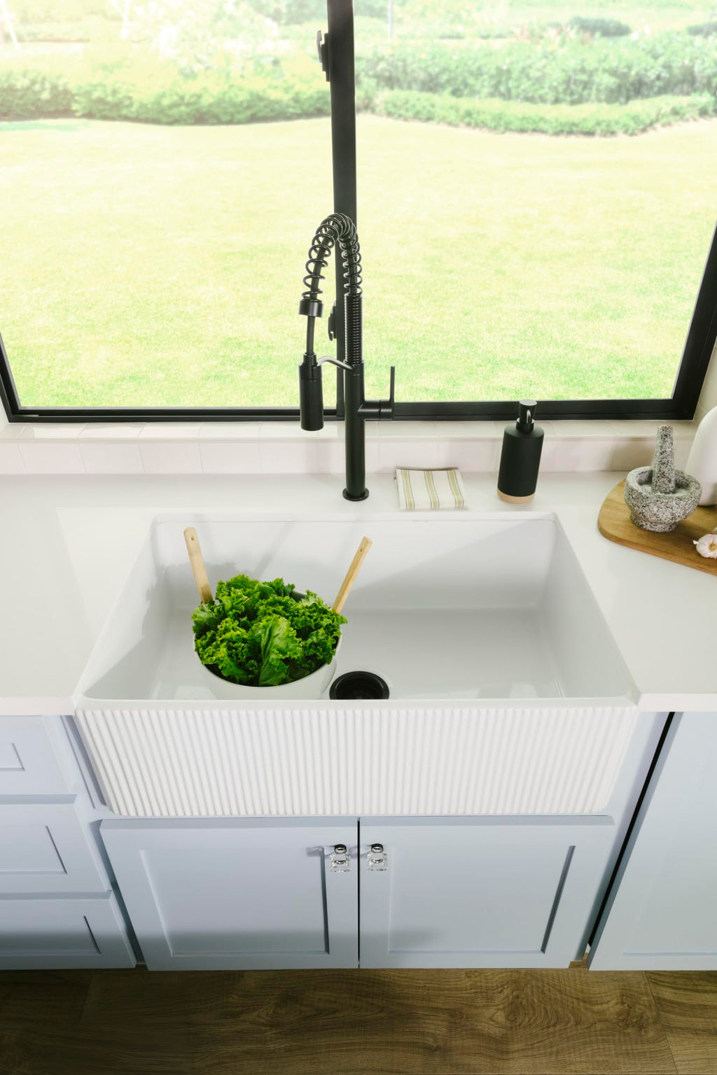 Open Box - Signature Hardware 484057 - Kitchen Faucet