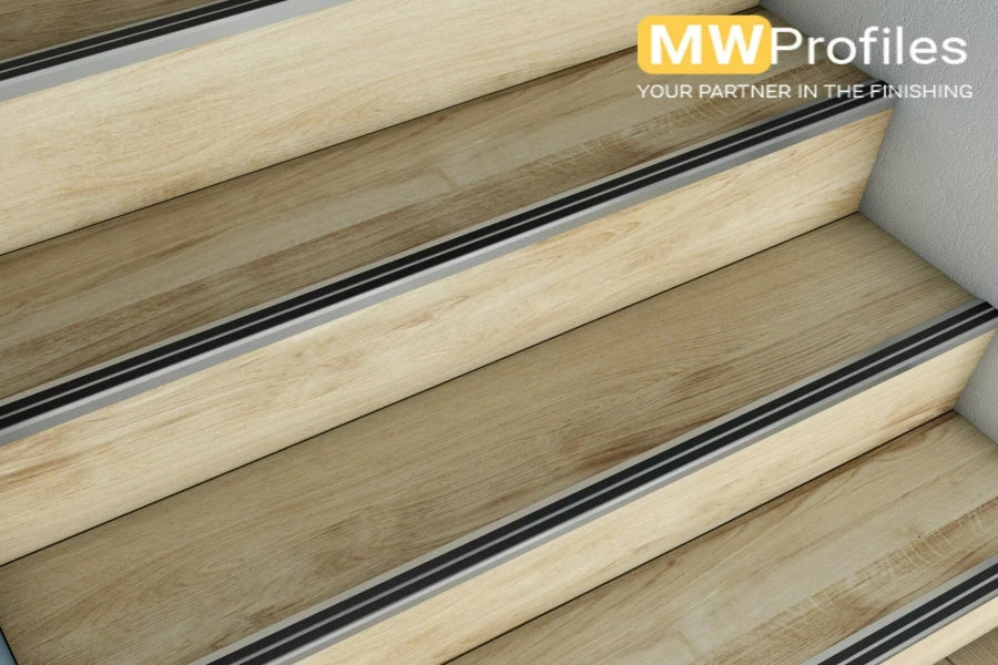 Aluminium Stair Nosing with Rubber Insert 35 MM x 19 MM x 1 M 2 M & 2.5 M Length Anodised Silver Gold Champagne - LSSZG