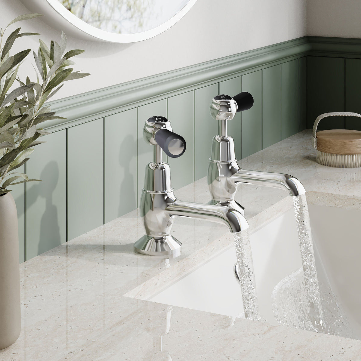 Claremont Topaz Lever Basin Pillar Taps