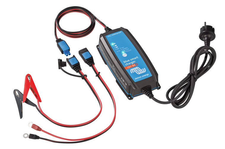 Battery Charger | Victron | Blue Smart IP65s Charger 12V / 4A + DC connector