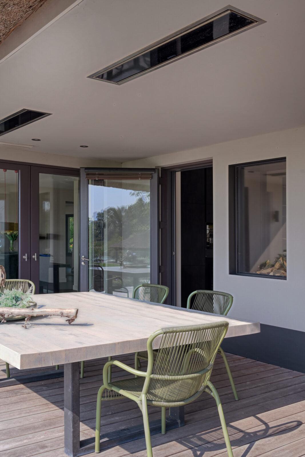 Bromic Heating Platinum Smart-Heat™ Electric Outdoor Heater