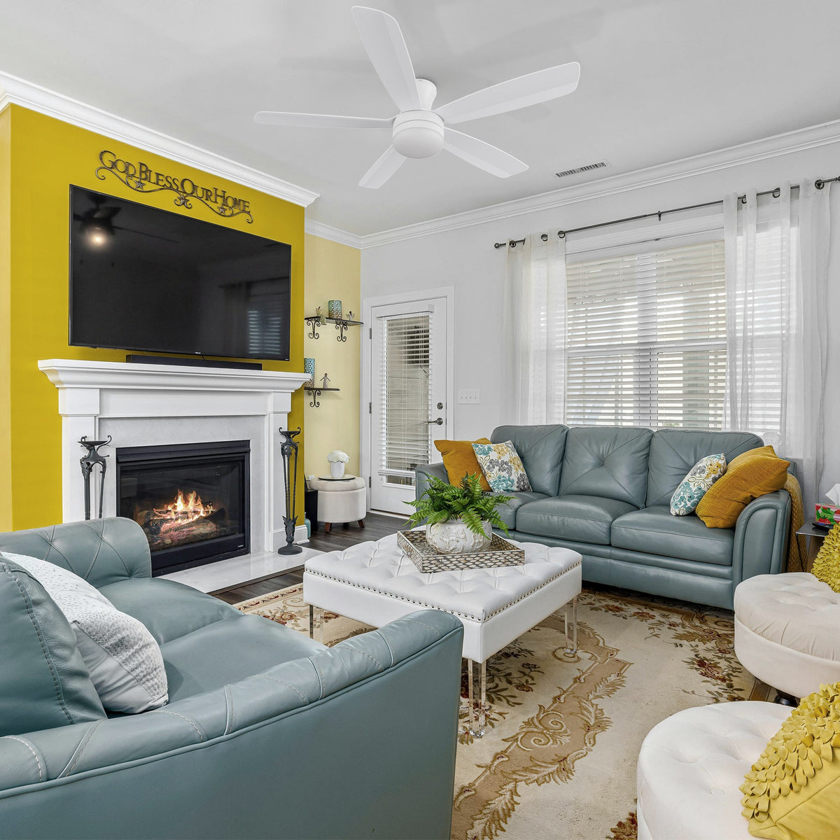 VARA 52 inch 5-Blade Flush Mount Ceiling Fan with LED light & Remote