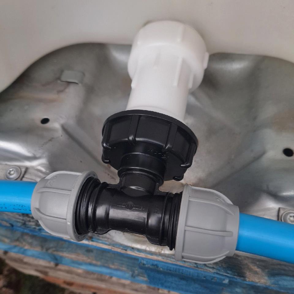 IBC Extender with 2” S60X6 Cap and 25mm MDPE Tee