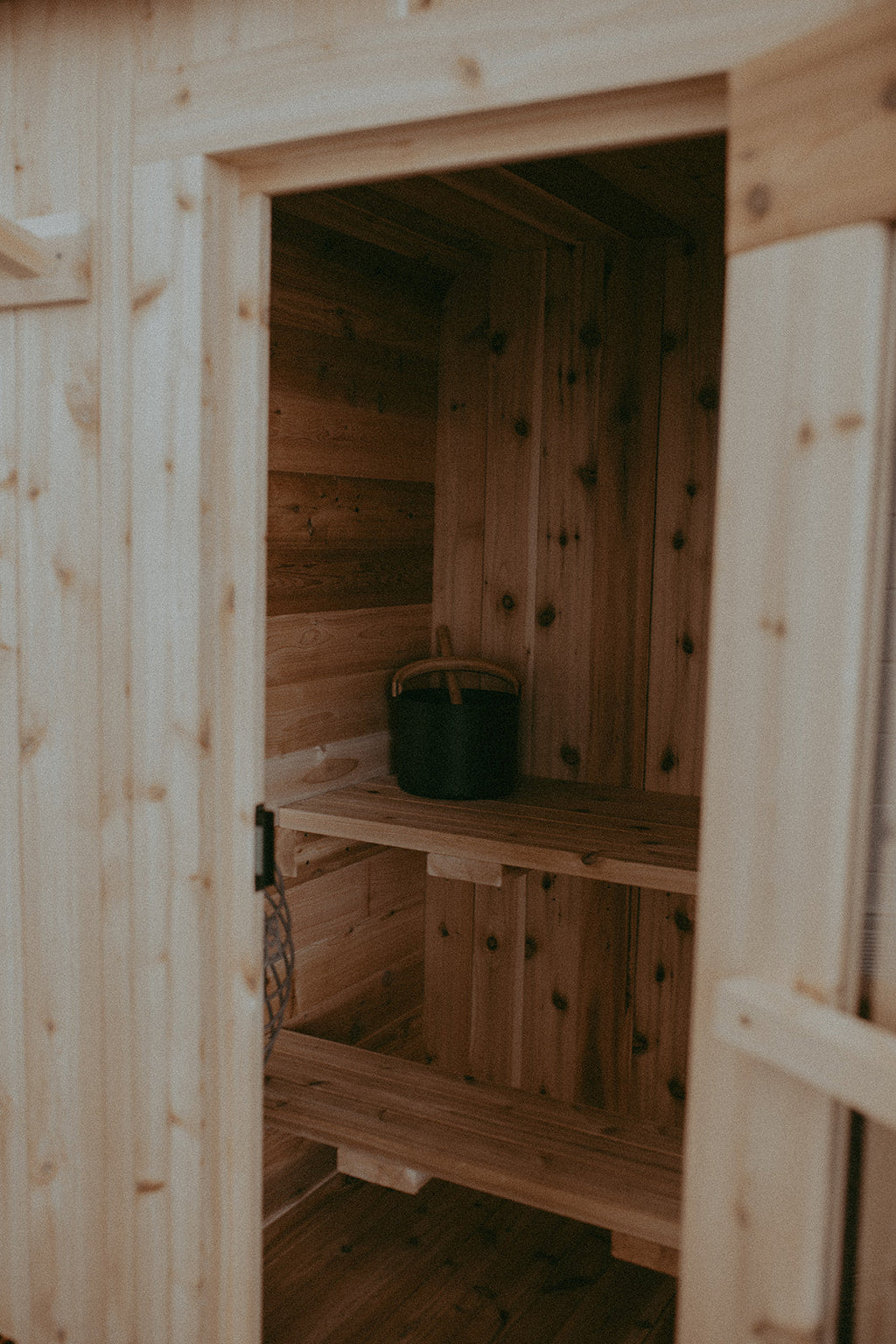 FORGE SAUNA (2-4 Person)