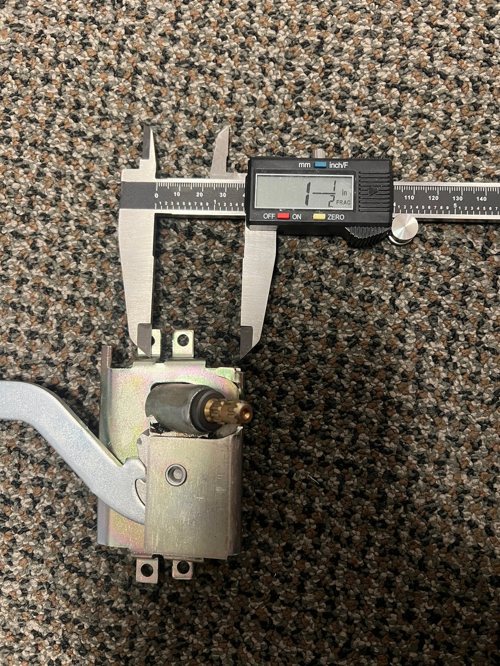 S1084 Pella Casement Roto Sill Mounted Operator