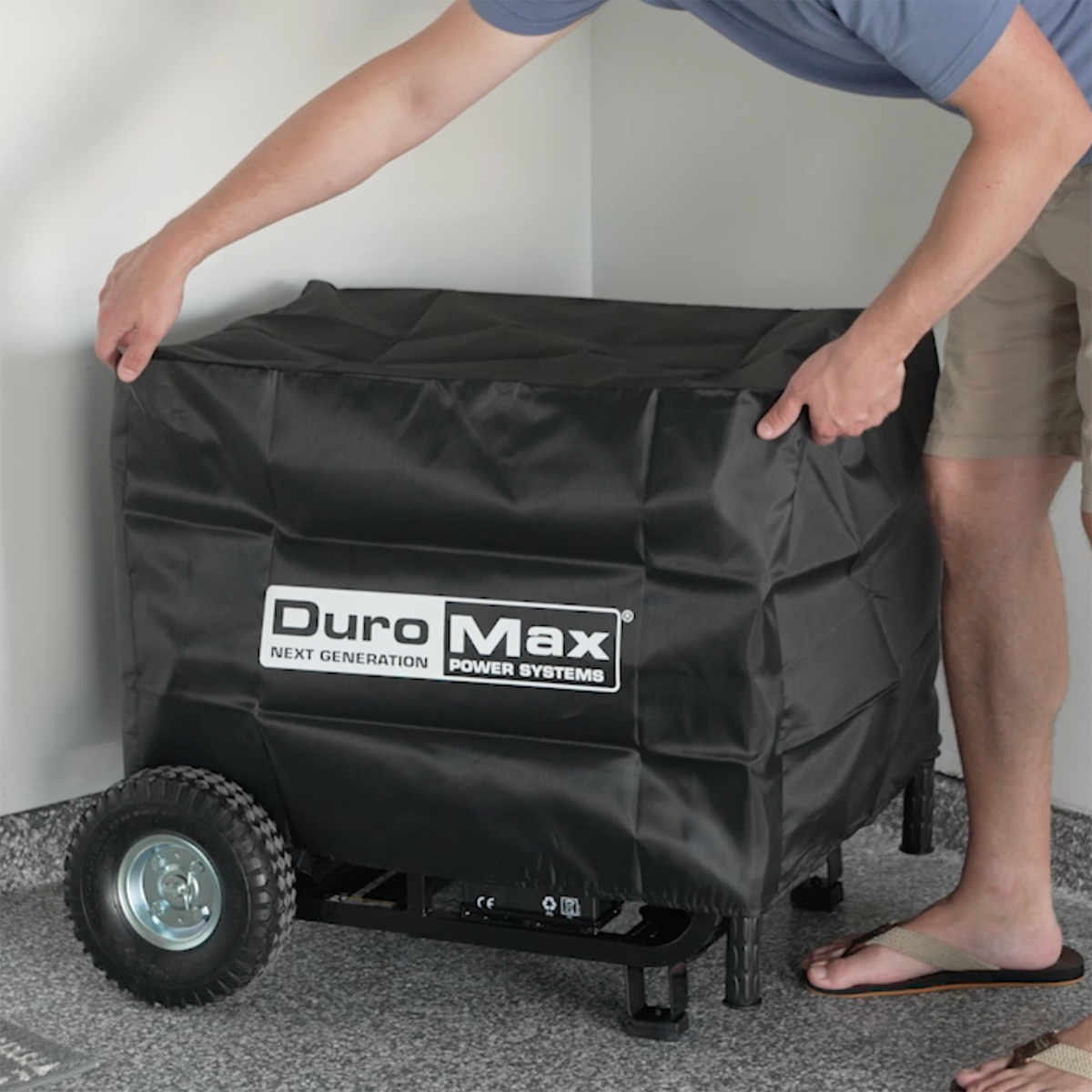 DuroMax XPLGC Large Weather Resistant Dust Guard Portable Generator Cover