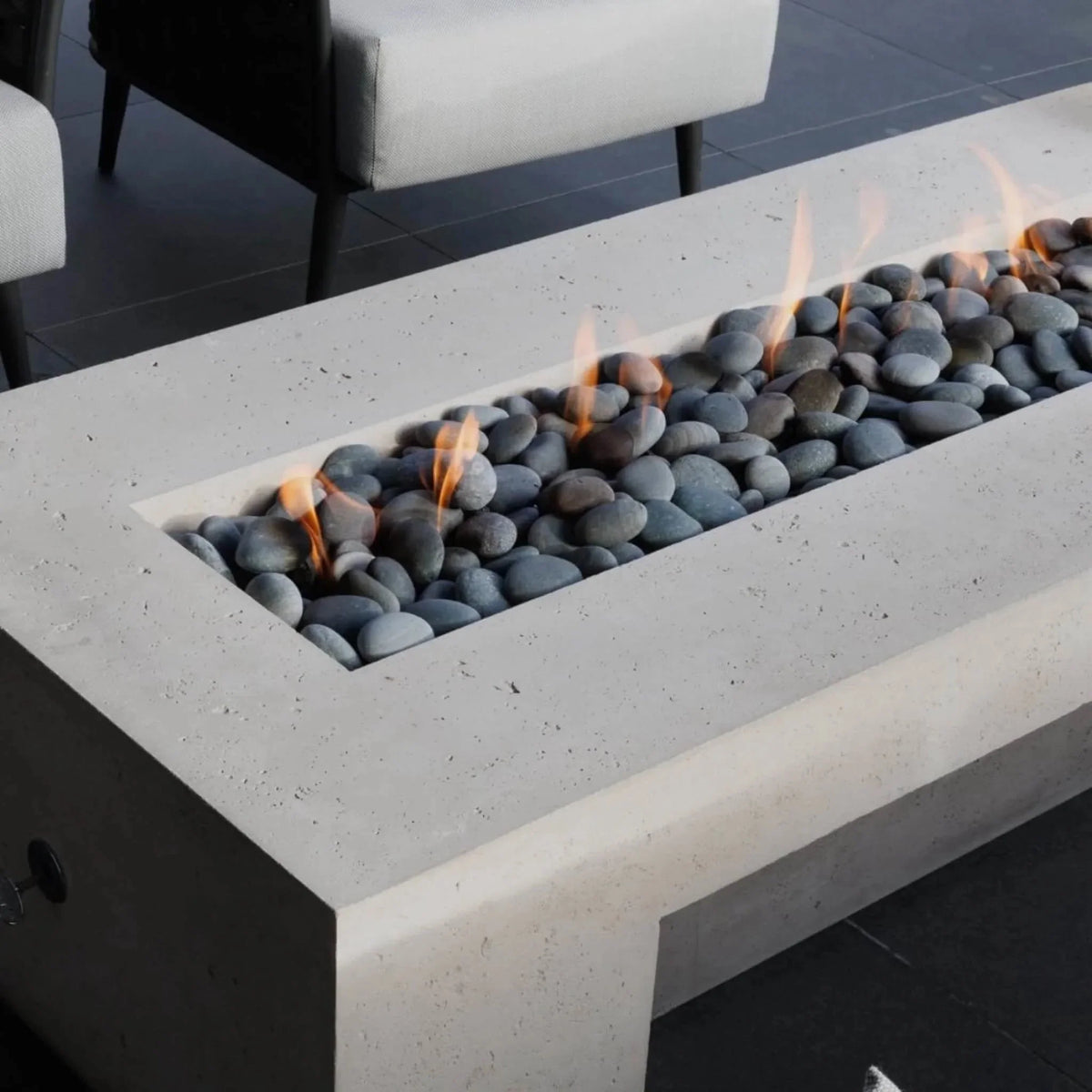 HPC Fire Linear Torpedo Flat Fire Pit Kit (Hi/Lo Electronic Ignition)