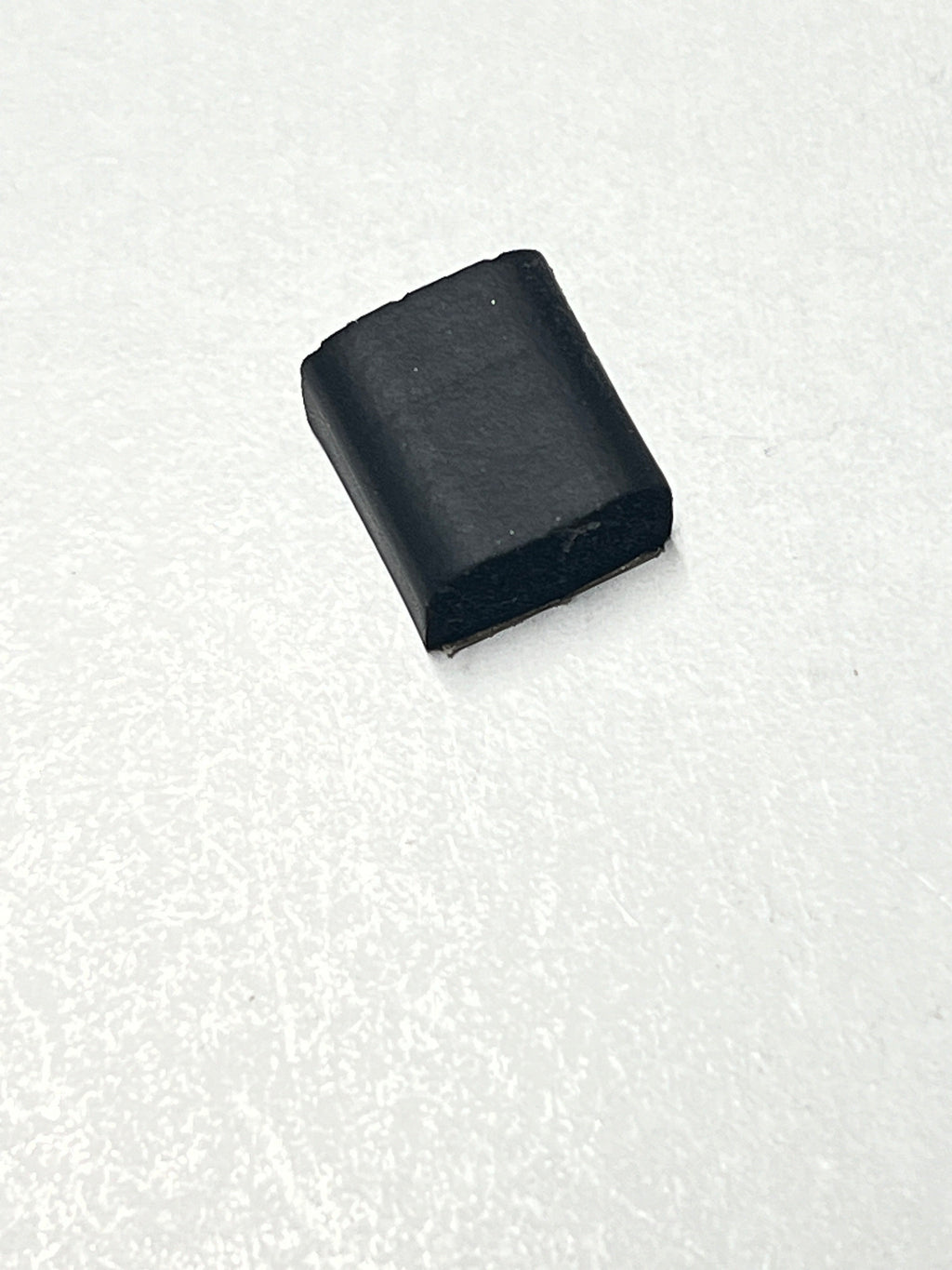 306 - DH Black Rubber Block