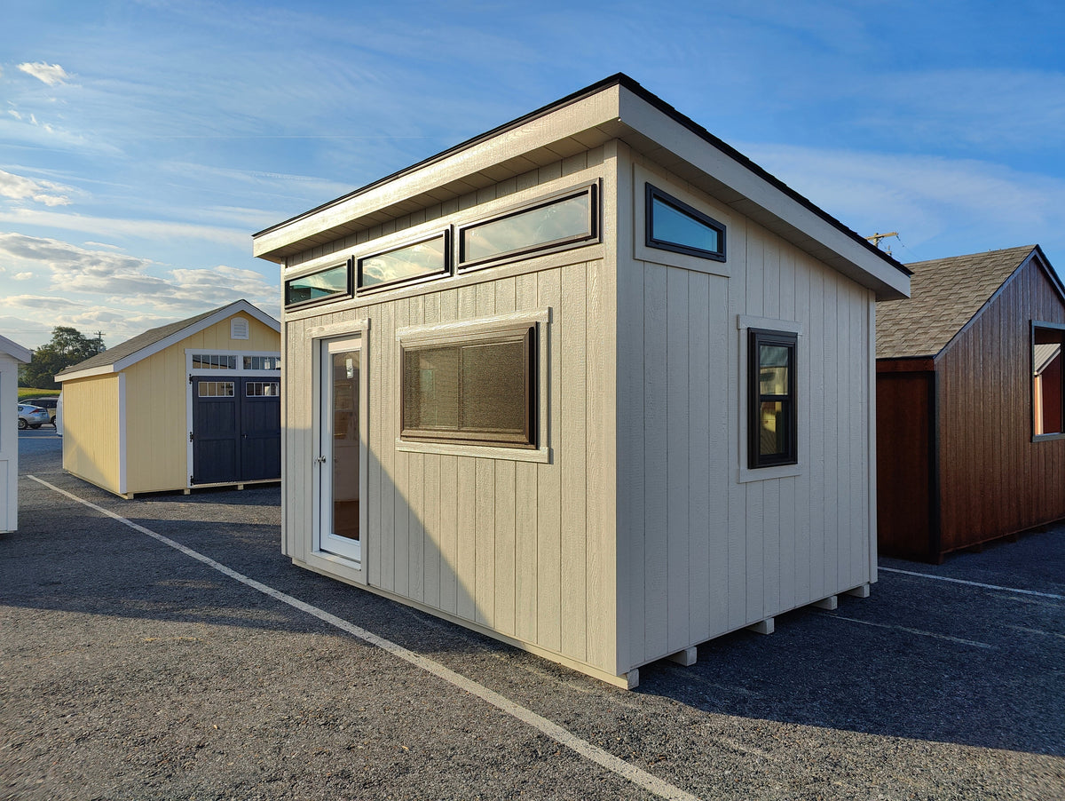10x14 Studio Modern