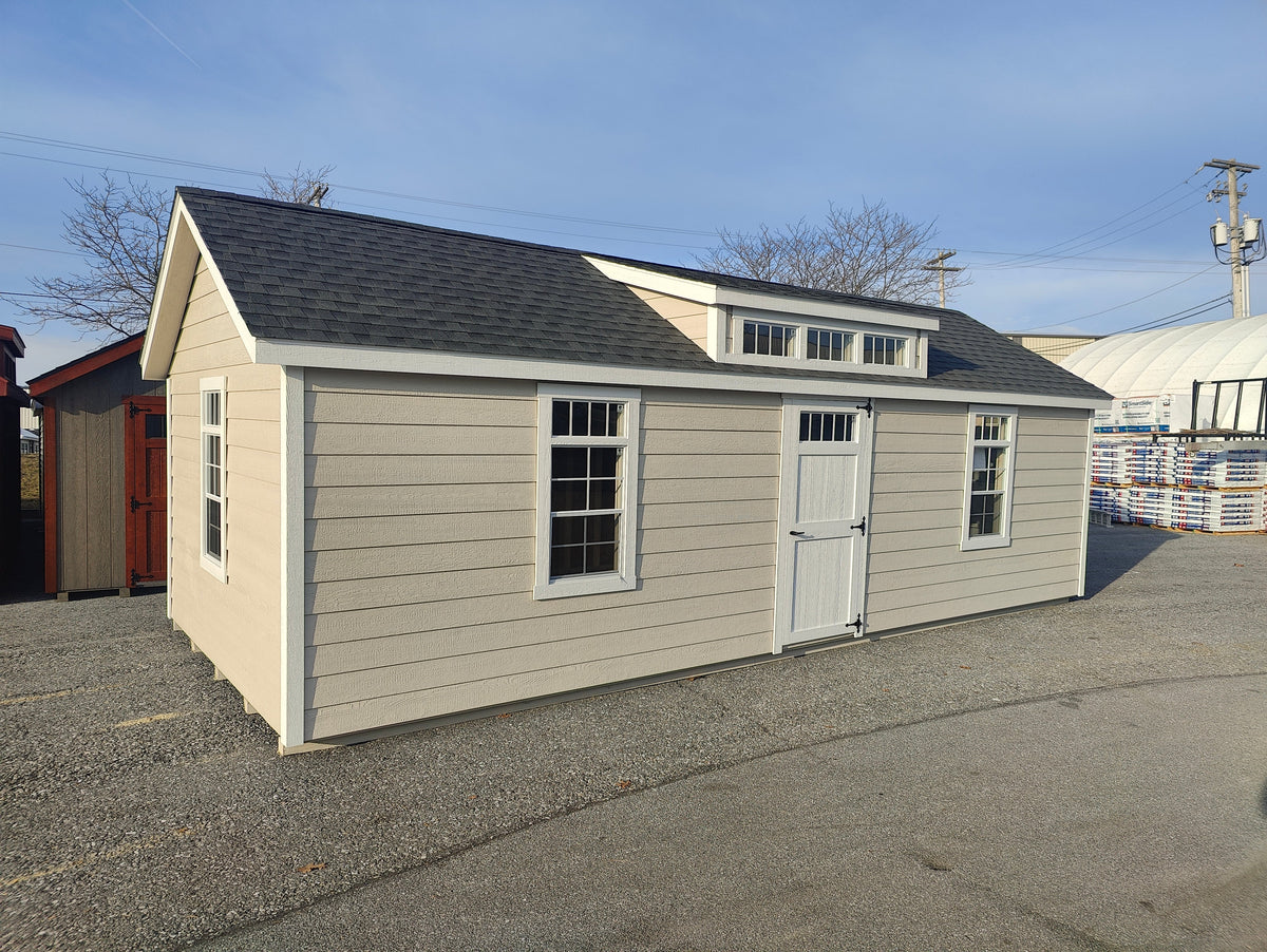 12x28 LP Clapboard Garage – Classic Edition