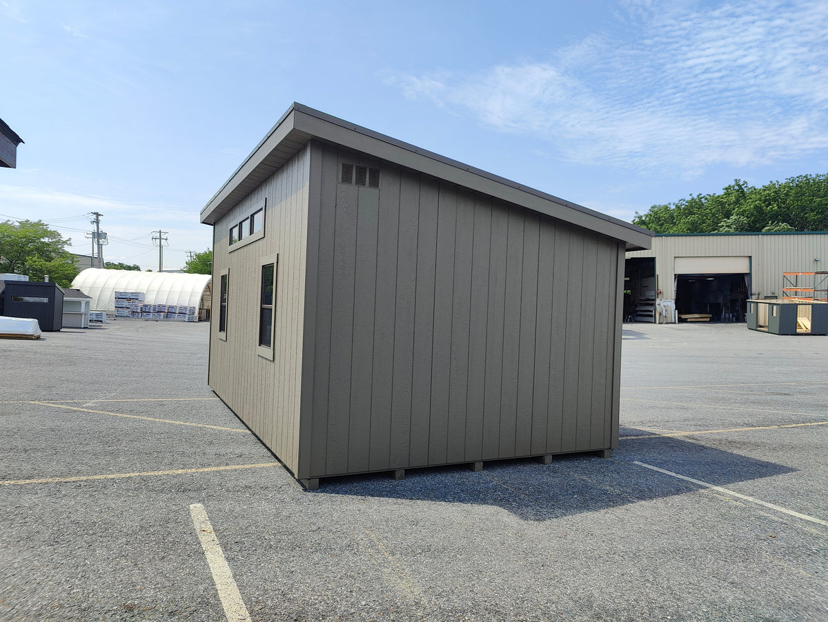12x20 Studio Modern