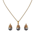 Dripping Grey Pearls