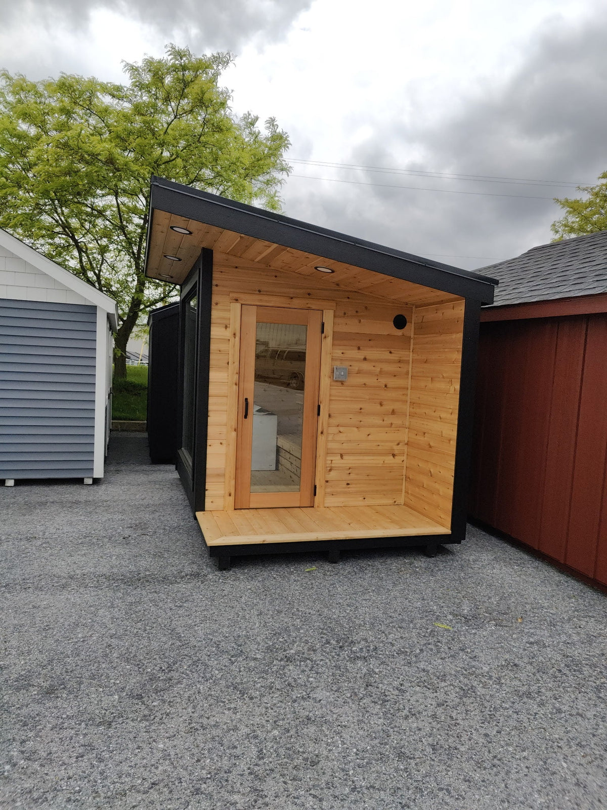 7x11 Modern Sauna