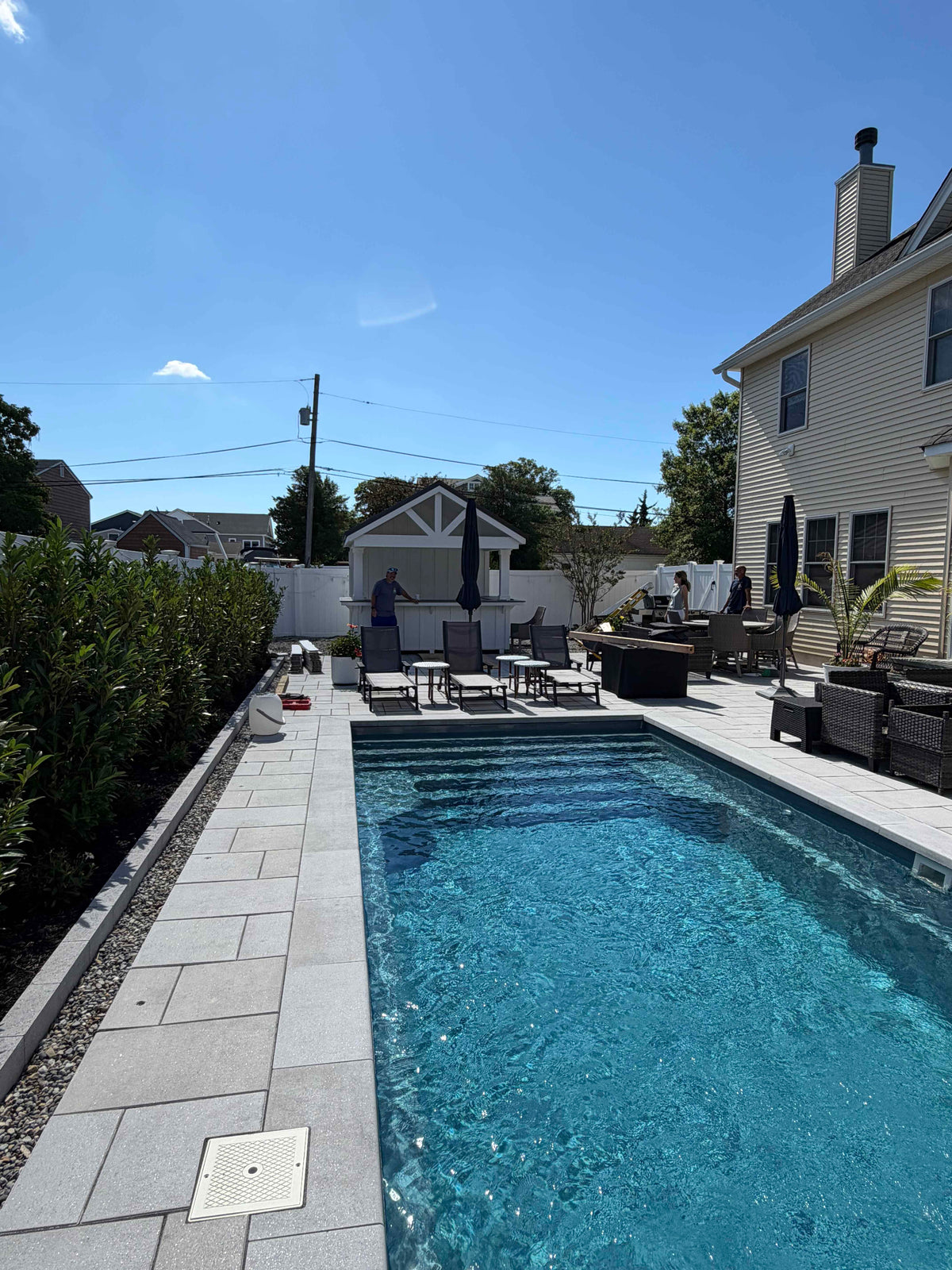 10x14 Poolside Bar