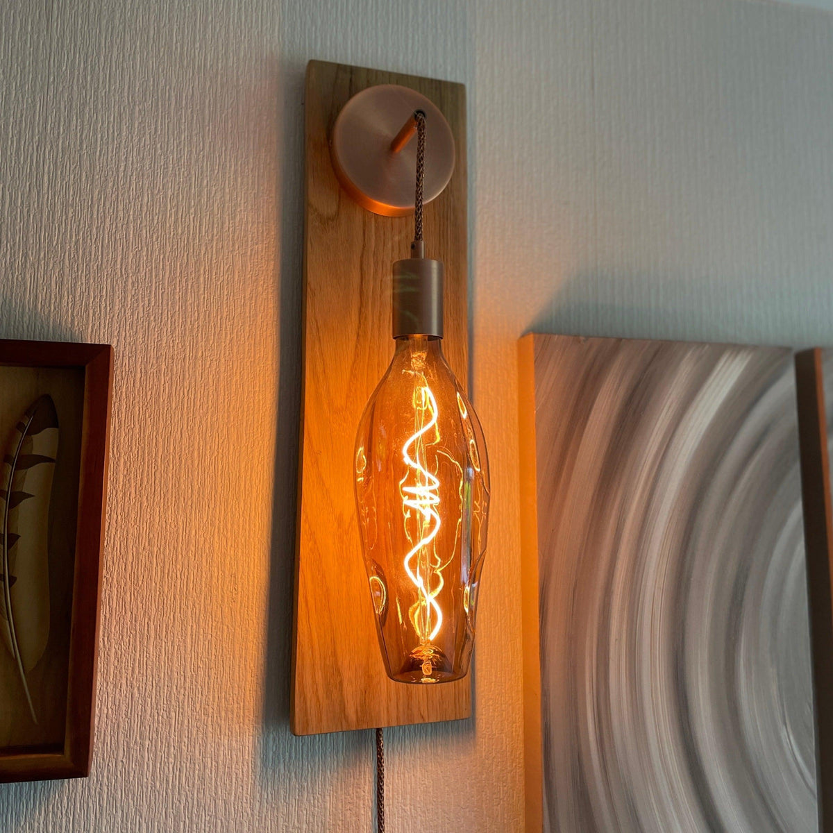 Modern Oak Wall Light | Wooden Wall Sconce for Hallway, Bedside & Staircase Lighting