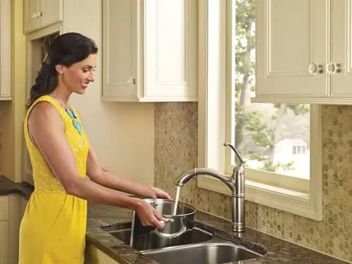 Open Box -  Moen Brantford Spot Resist Stainless One-Handle Pullout Kitchen Faucet