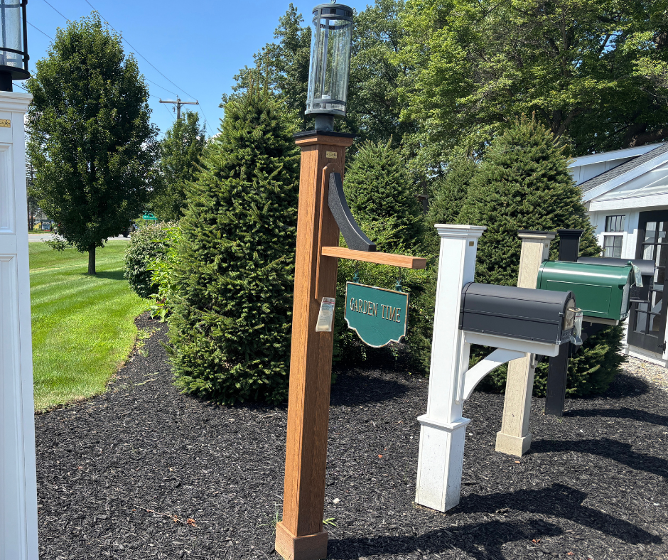SPRINGFIELD LAMP POST - NEW YORK LANTERN