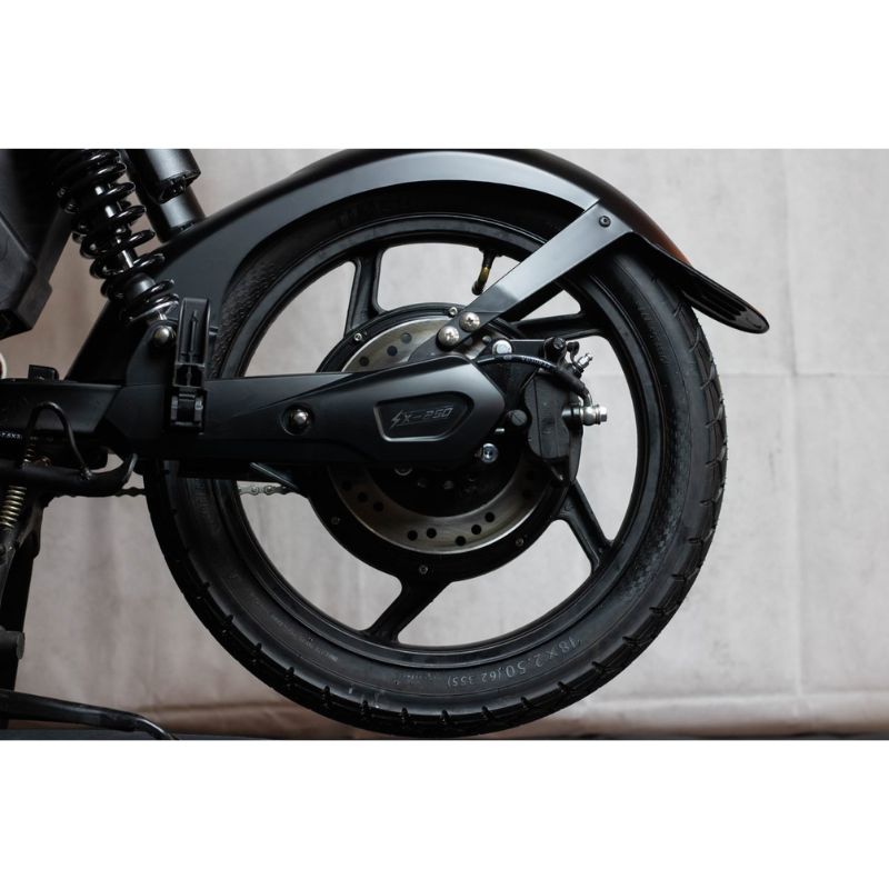 Eskuta SX-250 Series IV Moped Style EAPC Electric Bike 2023