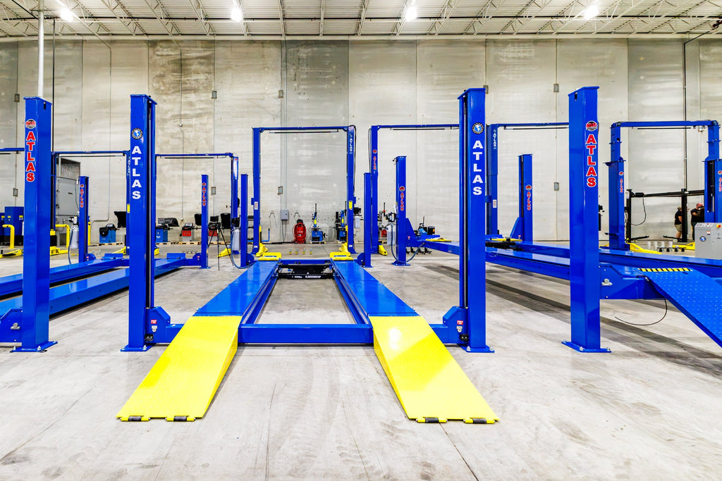 Atlas 414A 14,000 lb Alignment 4-Post Lift with Turntables