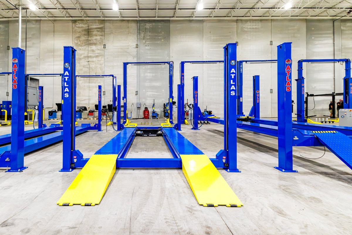 Atlas 414A 14,000 lb Alignment 4-Post Lift with Turntables