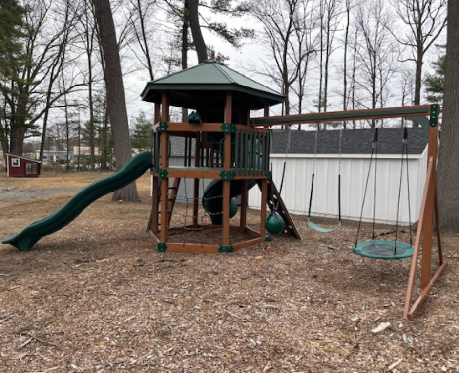BASECAMP 77 HONEYCOMB PLAYSET - CHESTNUT/ GREEN