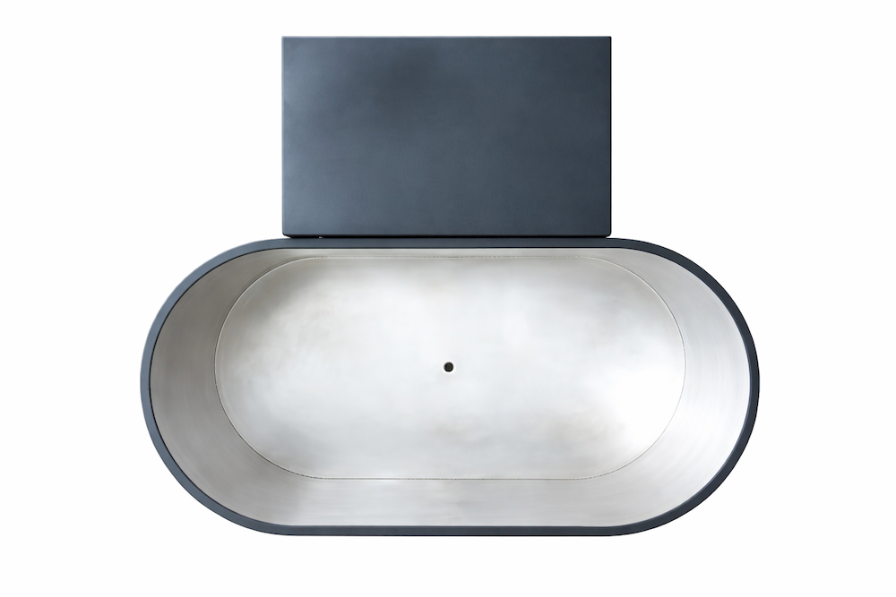 Black Oval Steel Ice Bath