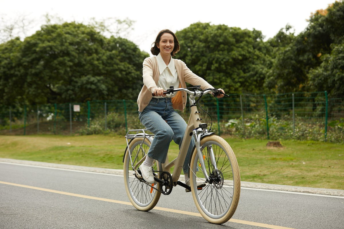 ADO Air 28 Pro and Ultra All-Rounder Urban Step Through Electric Bike 250w